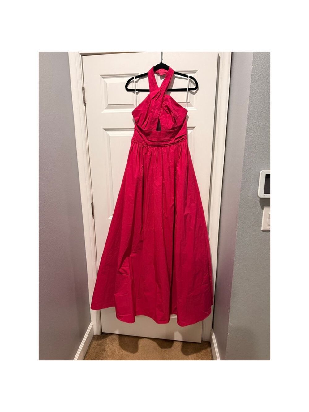 Women's Marchesa Notte Fuchsia Cutout Taffeta Halterneck Gown Size 6 - Picture 4 of 11